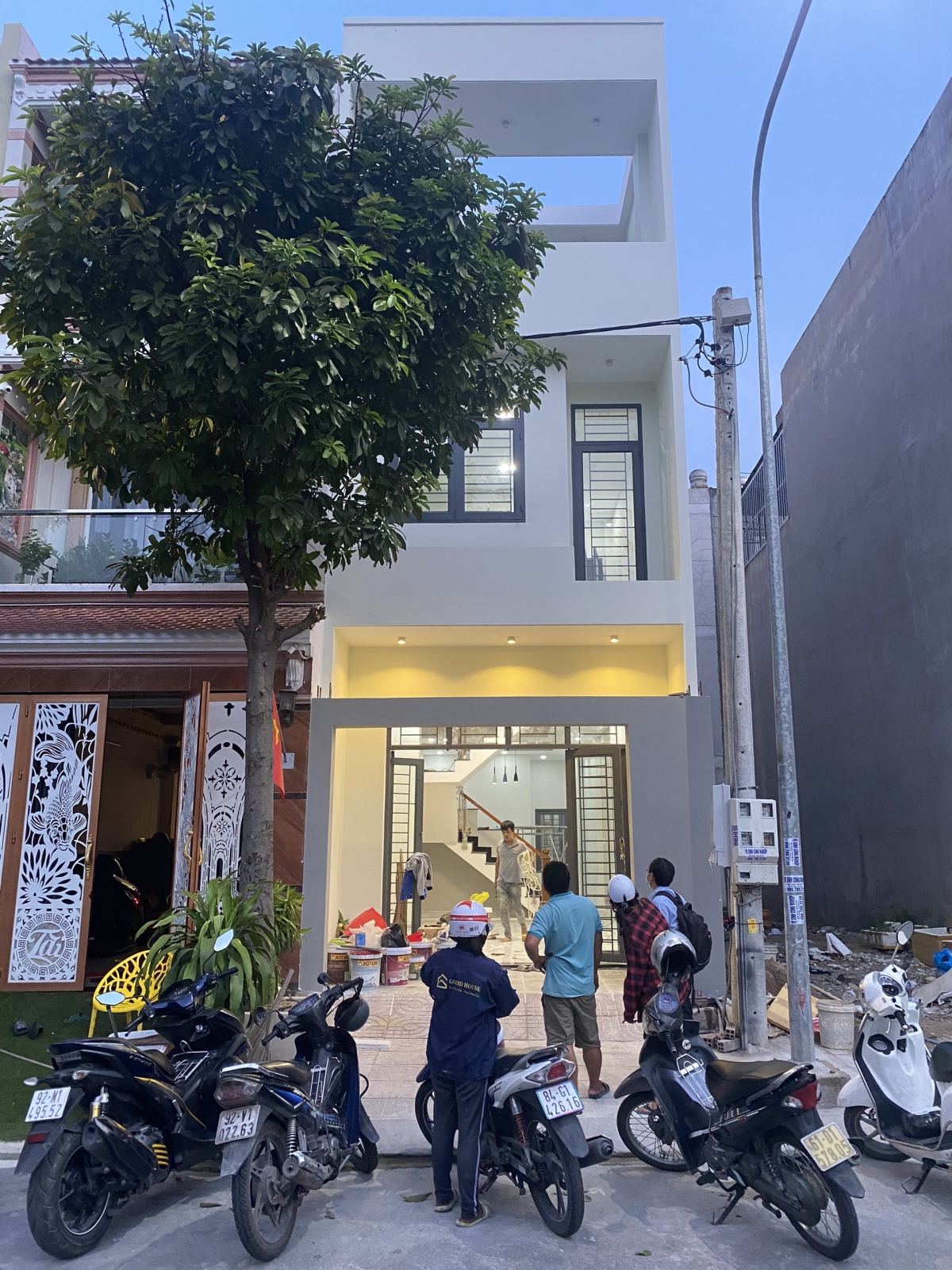 Hoàn thiện ngôi nhà